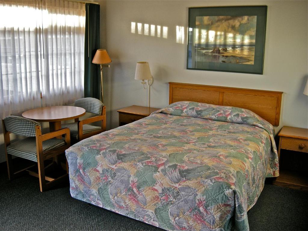 Azalea Lodge Gold Beach Quarto foto