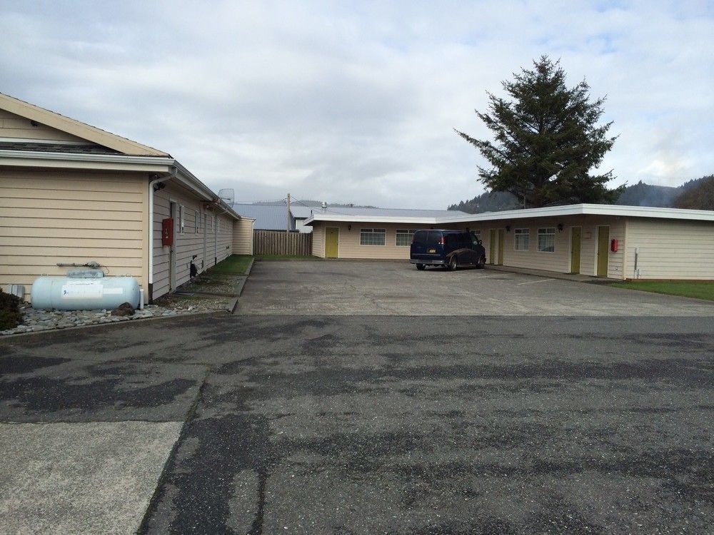 Azalea Lodge Gold Beach Exterior foto